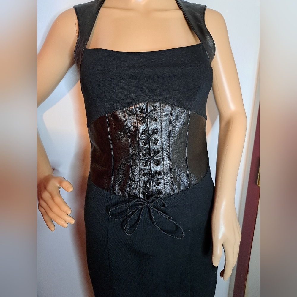 Bebe leathered dress - Picture 3 of 10